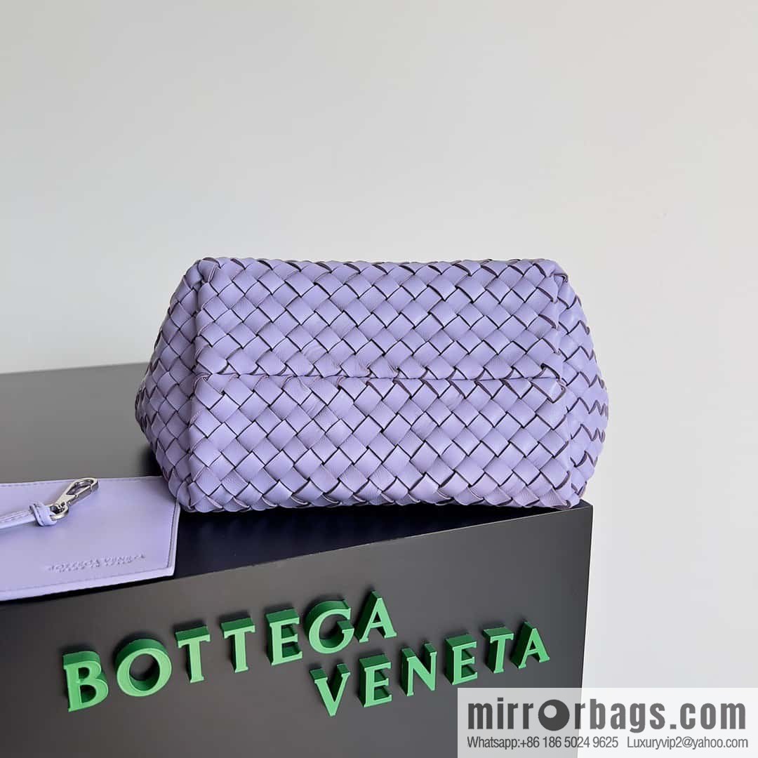 BV Mini Cabat Limited Edition mini vegetable basket BAG model; 709464 wisteria