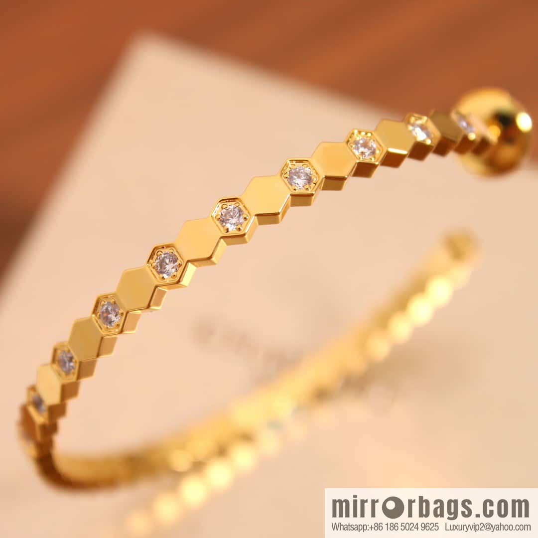 CHAUMET BEE MY LOVE Love Nest Series Large Honeycomb Earrings