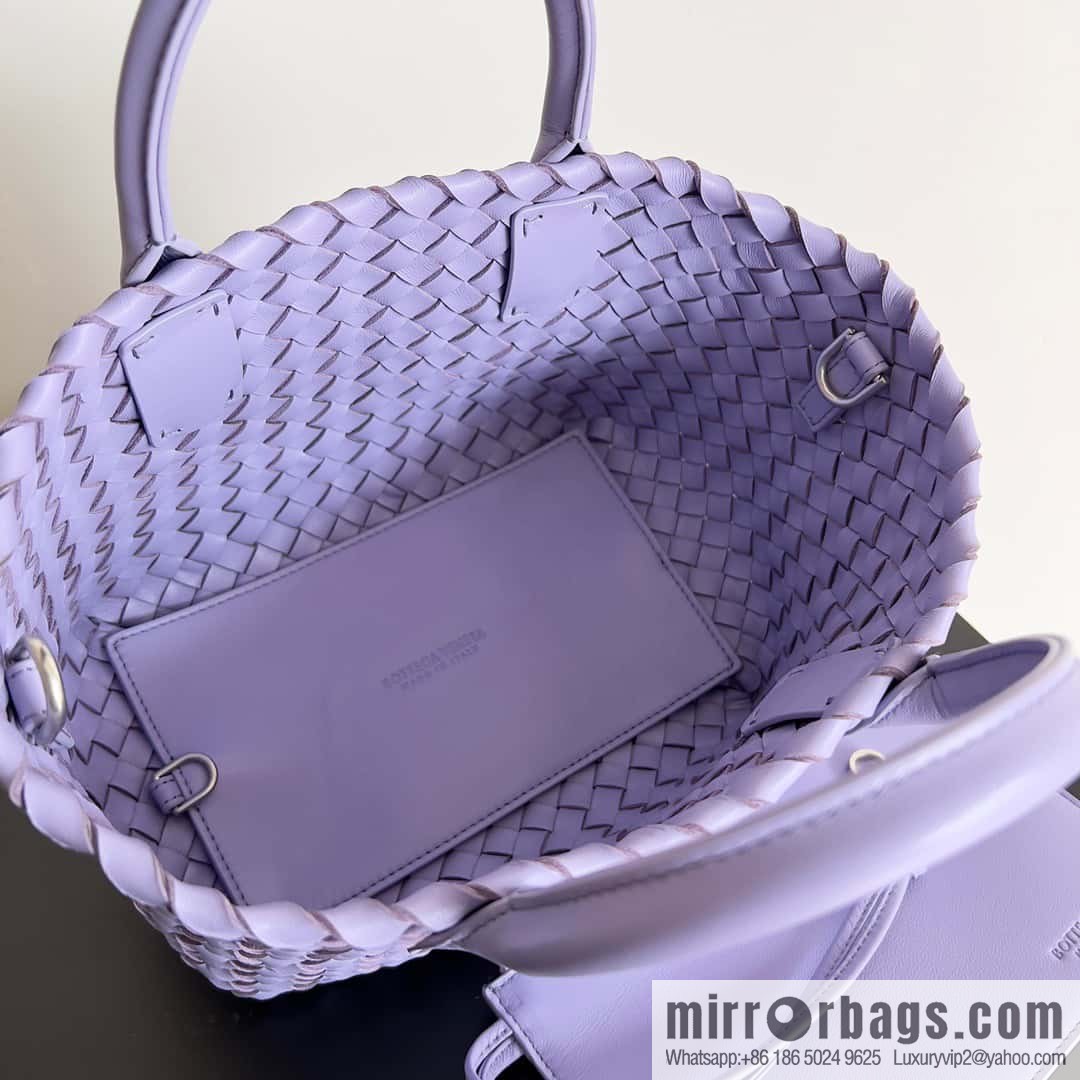 BV Mini Cabat Limited Edition mini vegetable basket BAG model; 709464 wisteria