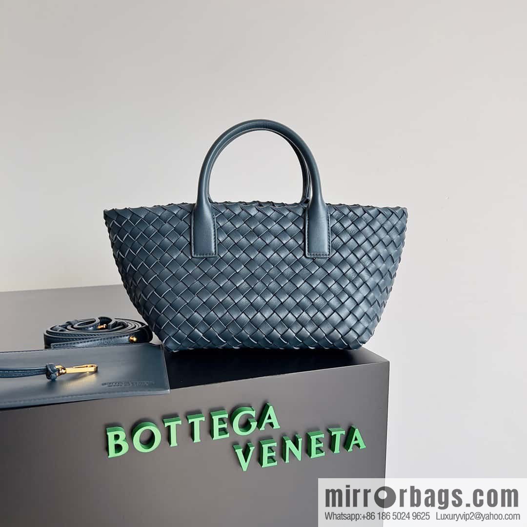 BV Mini Cabat Limited Edition mini vegetable basket BAG model; 709464 blue