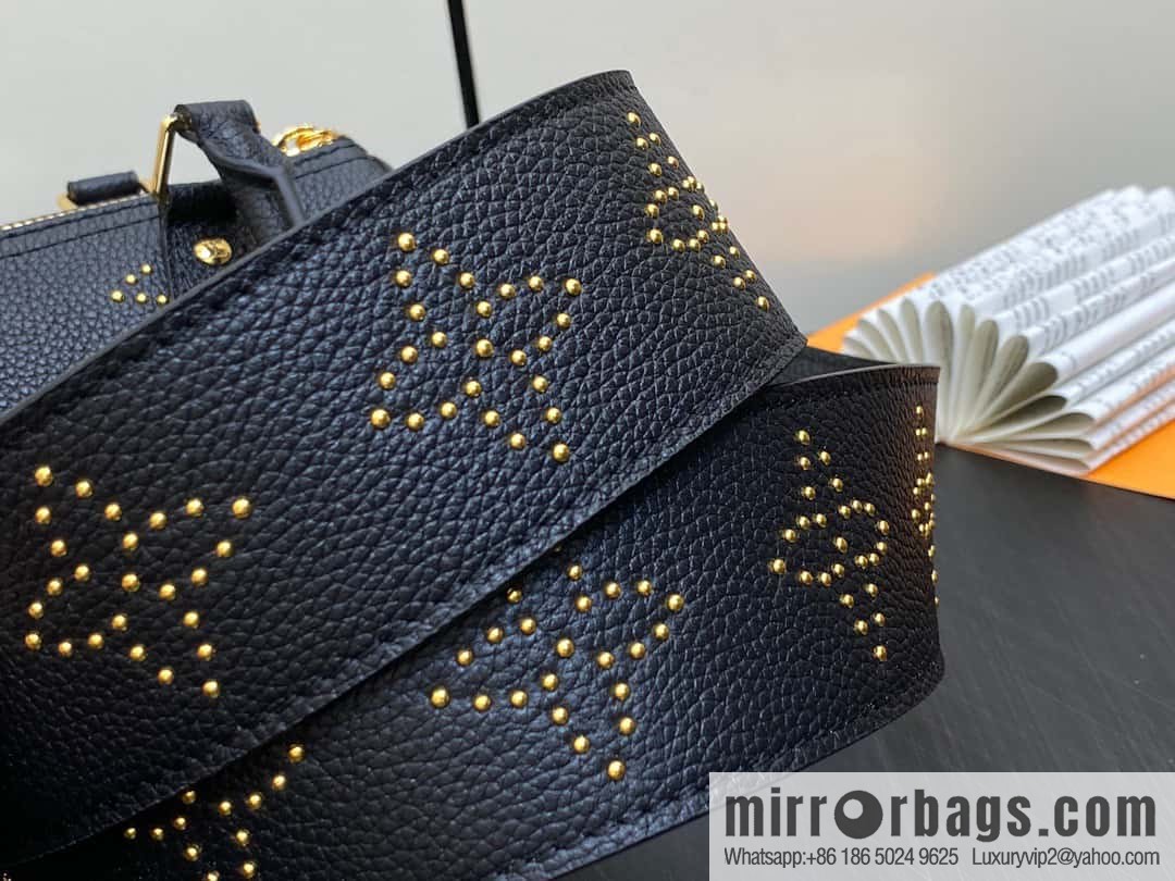 [Original single boutique] M46745 black full leather willow nail pillow bag speedy series Nano Speedy handbag