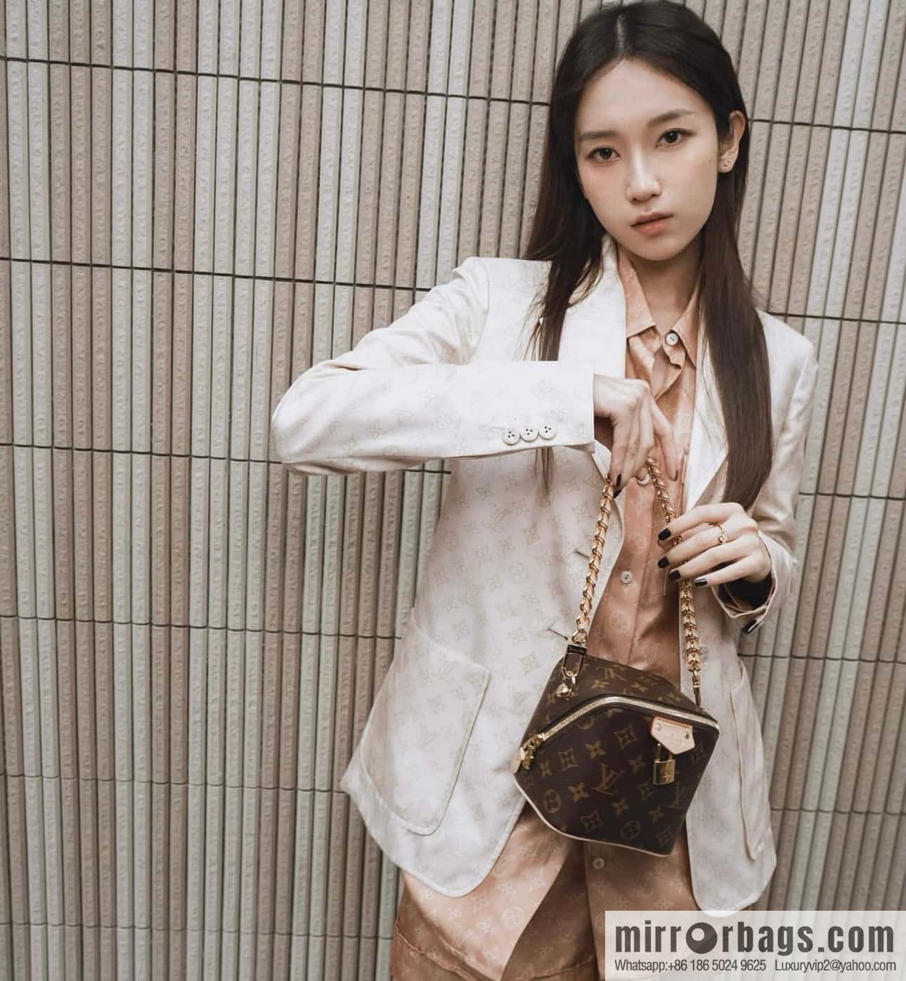 [Original single boutique] M47096 monogram chain bag series JUST IN CASE handbag Just In Case handbag