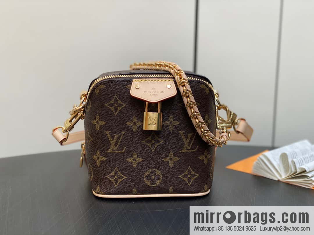 [Original single boutique] M47096 monogram chain bag series JUST IN CASE handbag Just In Case handbag