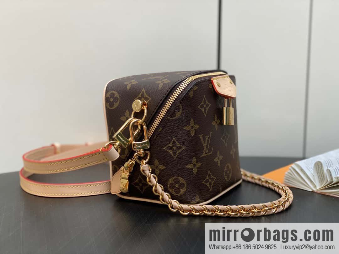 [Original single boutique] M47096 monogram chain bag series JUST IN CASE handbag Just In Case handbag