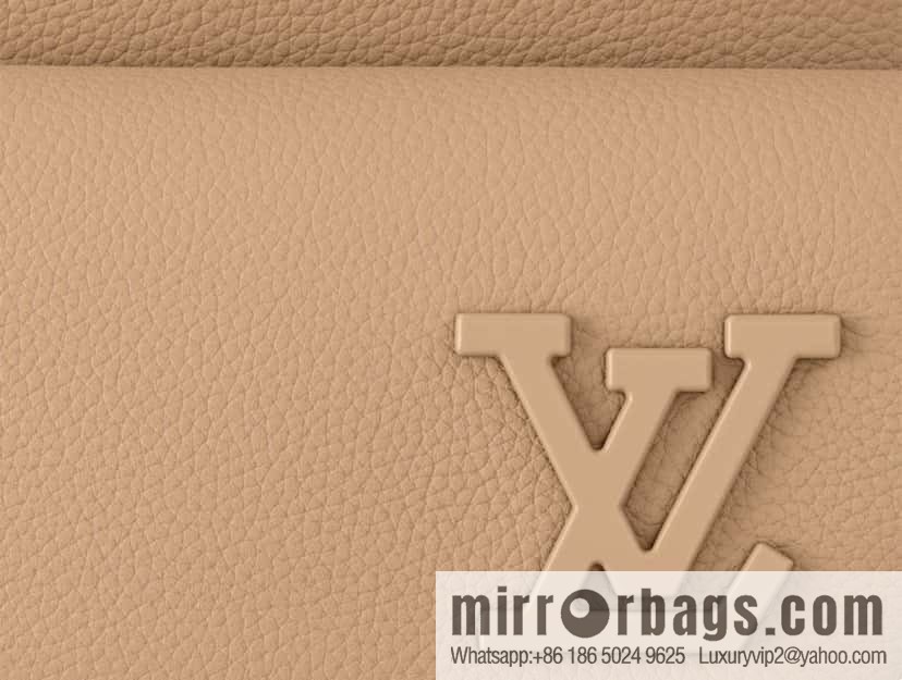 [Original single boutique] M23708 apricot, full leather backpack series TAKEOFF backpack LV NEW BACKPACK backpack