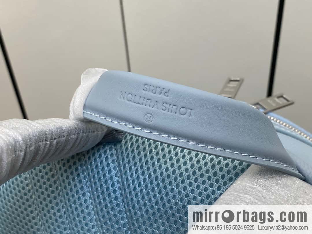 [Original single boutique] M23708 light blue, full leather backpack series TAKEOFF backpack LV NEW BACKPACK backpack