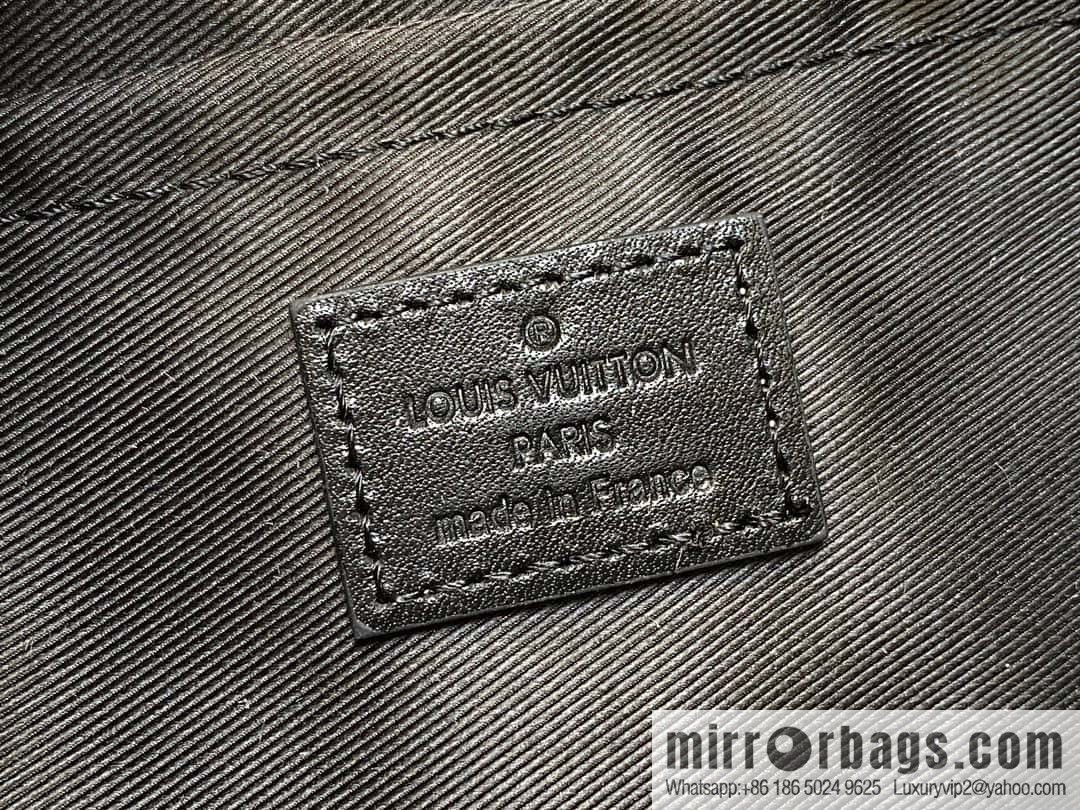 [Original order boutique] M23835 monogram men's bag moon bag series, new LV MOON CROSSBODY handbag in autumn and winter