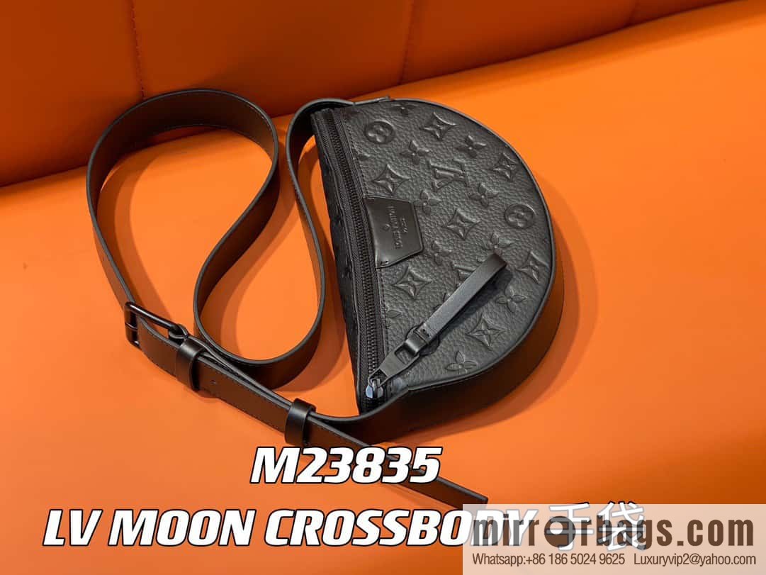 [Original order boutique] M23835 black full leather, men's bag moon bag series, new LV MOON CROSSBODY handbag in autumn and winter