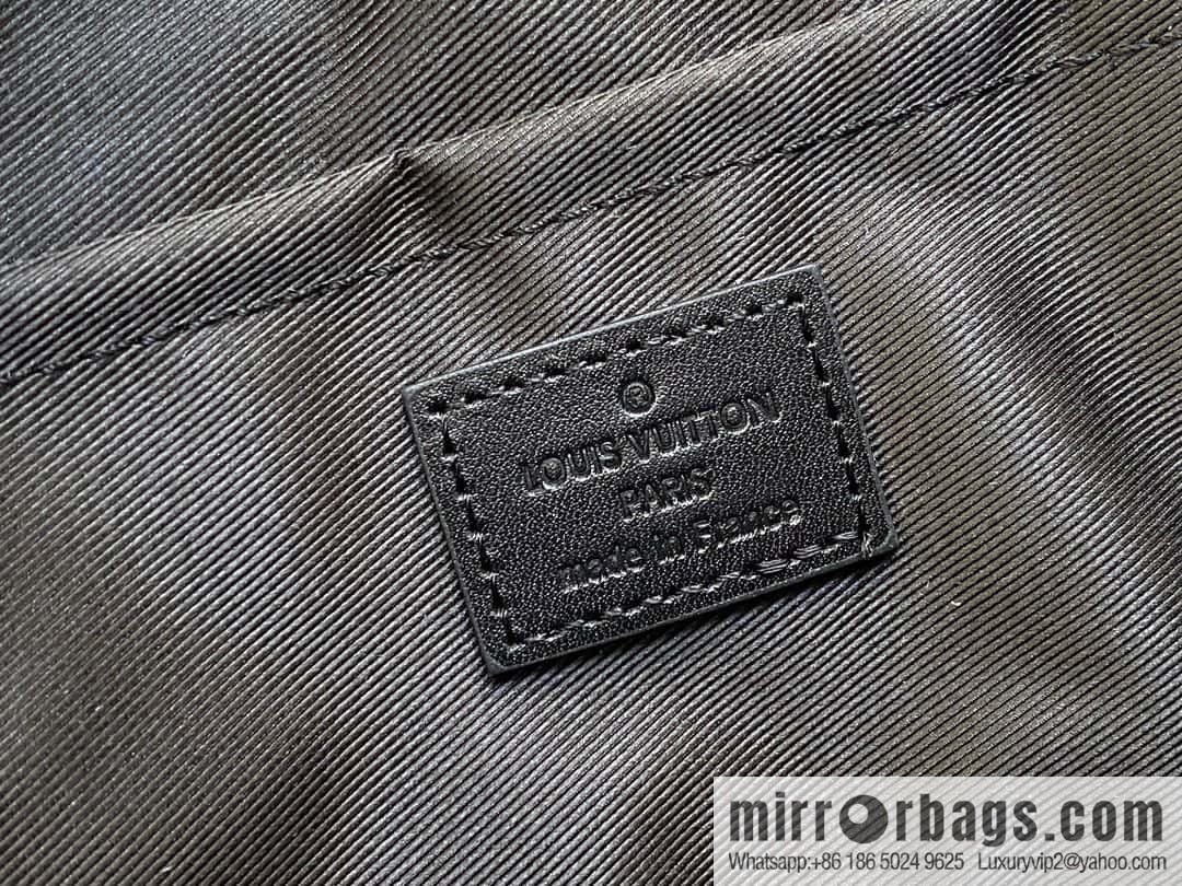 [Original order boutique] M23835 black full leather, men's bag moon bag series, new LV MOON CROSSBODY handbag in autumn and winter