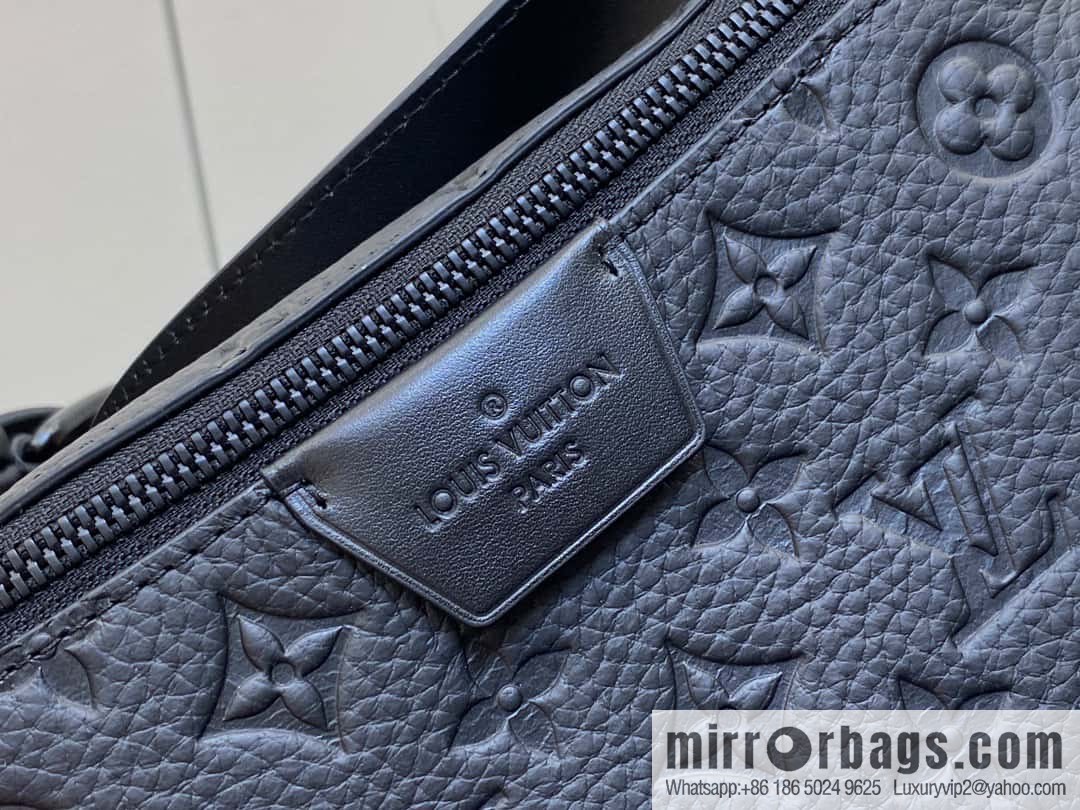 [Original order boutique] M23835 black full leather, men's bag moon bag series, new LV MOON CROSSBODY handbag in autumn and winter