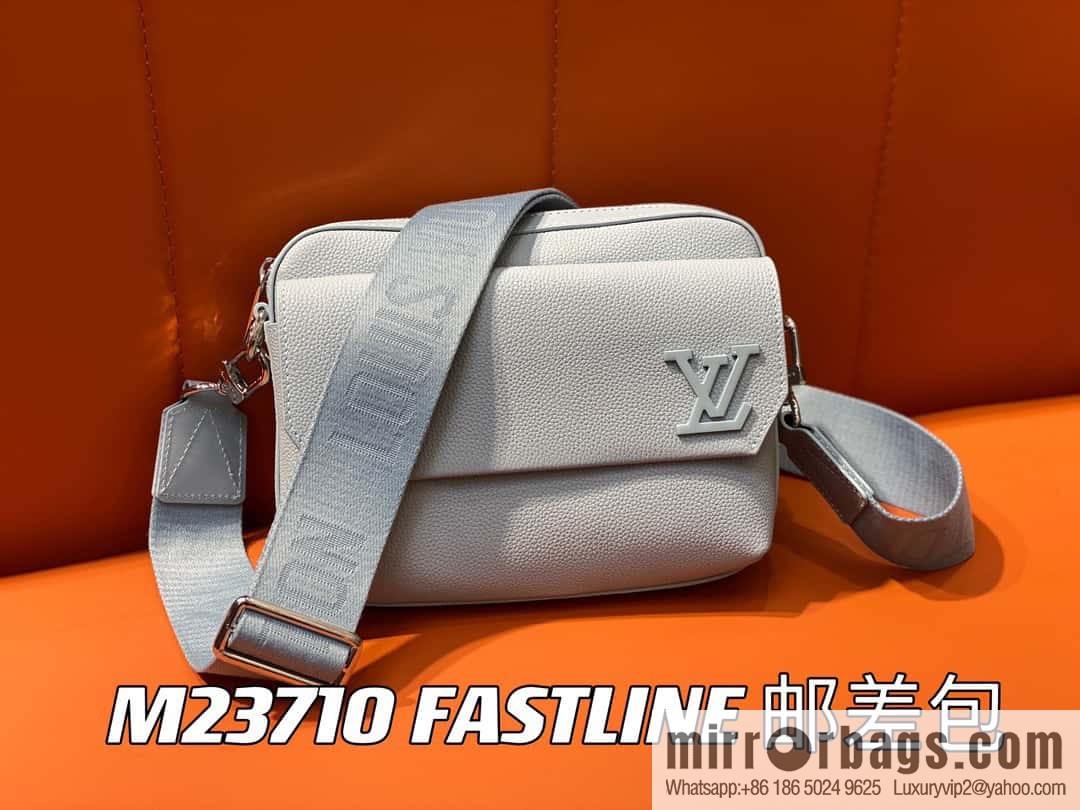 [Original order boutique] M23710 light blue, full leather men's bag messenger bag series, new FASTLINE messenger bag in autumn and winter