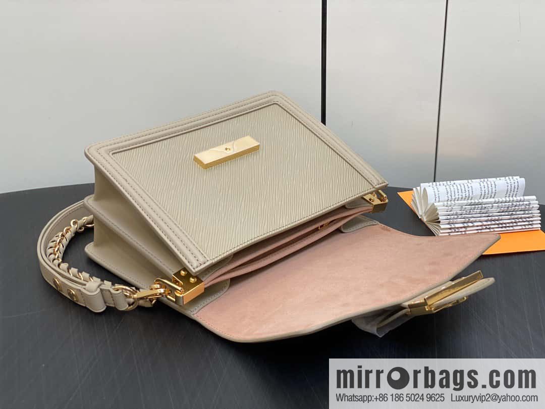 [Original order boutique] M23635 khaki epi Daphne series DAUPHINE medium handbag M23635 This Dauphine medium handbag