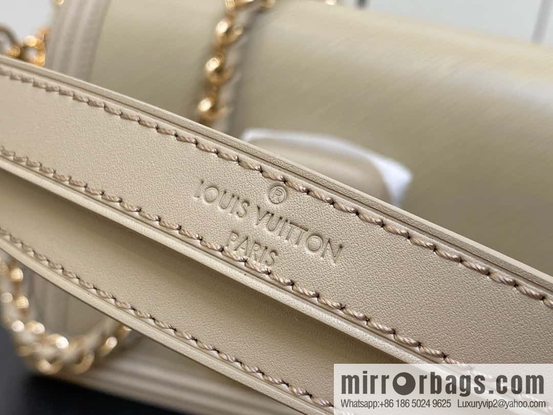 [Original order boutique] M23635 khaki epi Daphne series DAUPHINE medium handbag M23635 This Dauphine medium handbag