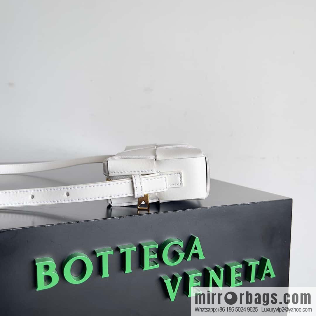 Bv early autumn new Cassette mobile phone bag, messenger bag, model; 755031