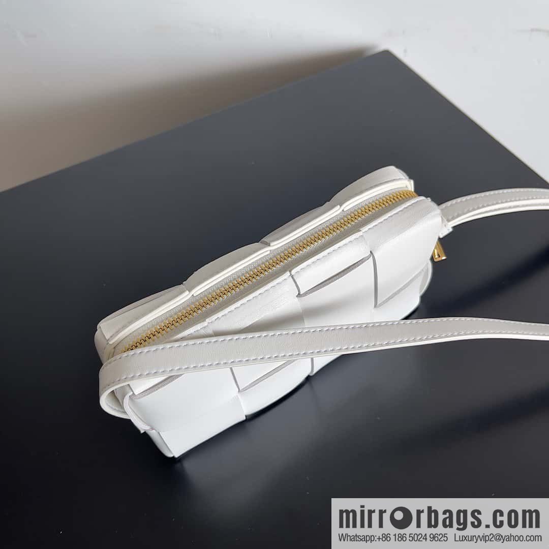 Bv early autumn new Cassette mobile phone bag, messenger bag, model; 755031