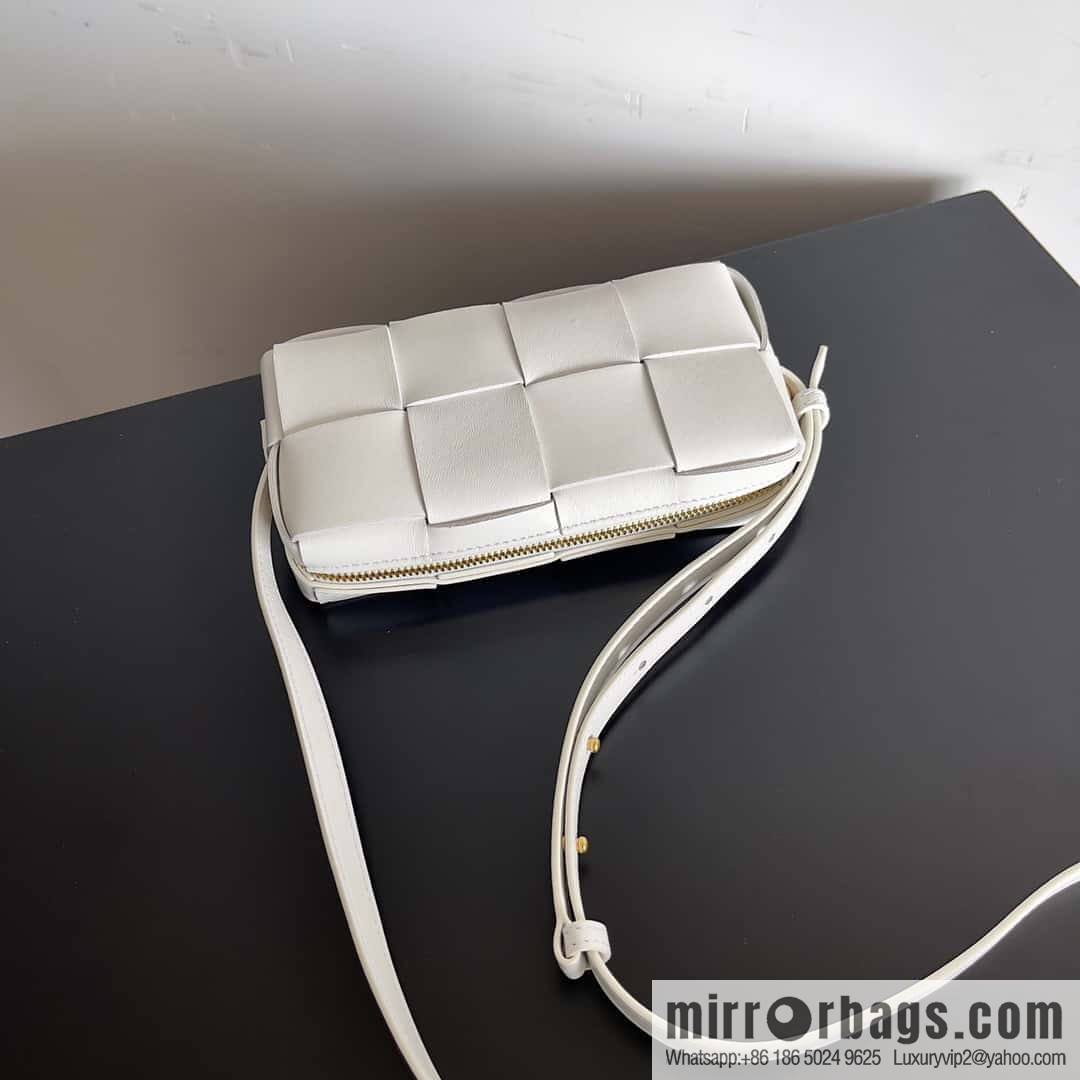 Bv early autumn new Cassette mobile phone bag, messenger bag, model; 755031
