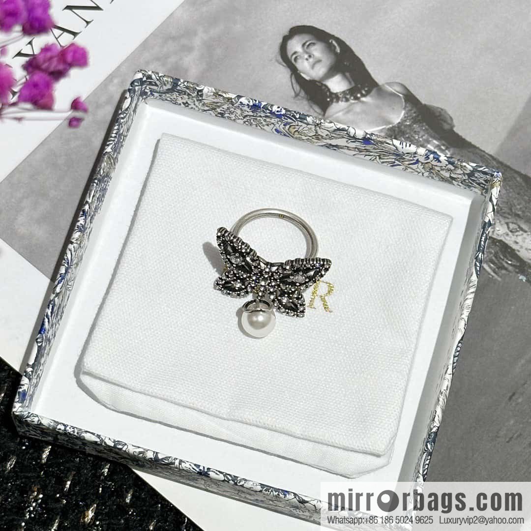 New DIOR DIOR MÉTAMORPHOSE butterfly pearl ring