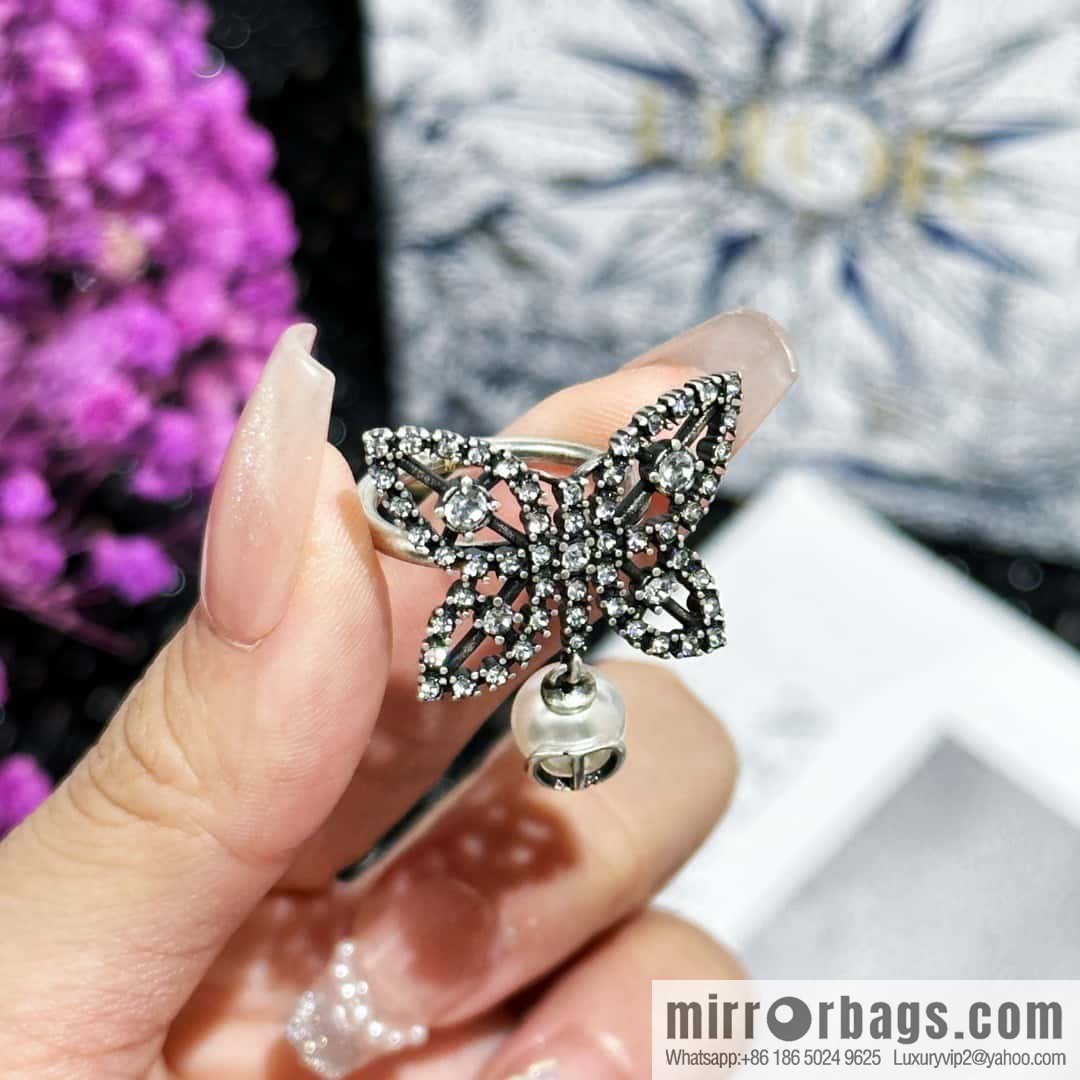 New DIOR DIOR MÉTAMORPHOSE butterfly pearl ring