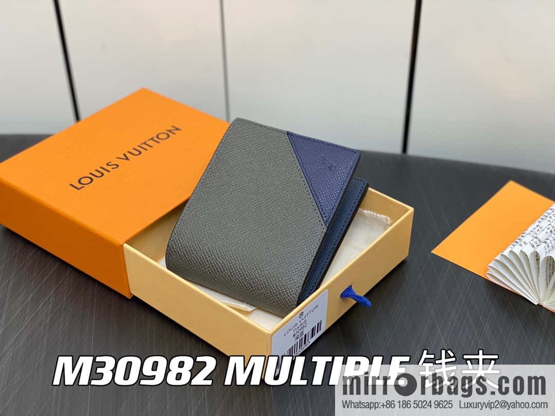 [Original order boutique] M30982 dark blue, full leather suit wallet series MULTIPLE wallet