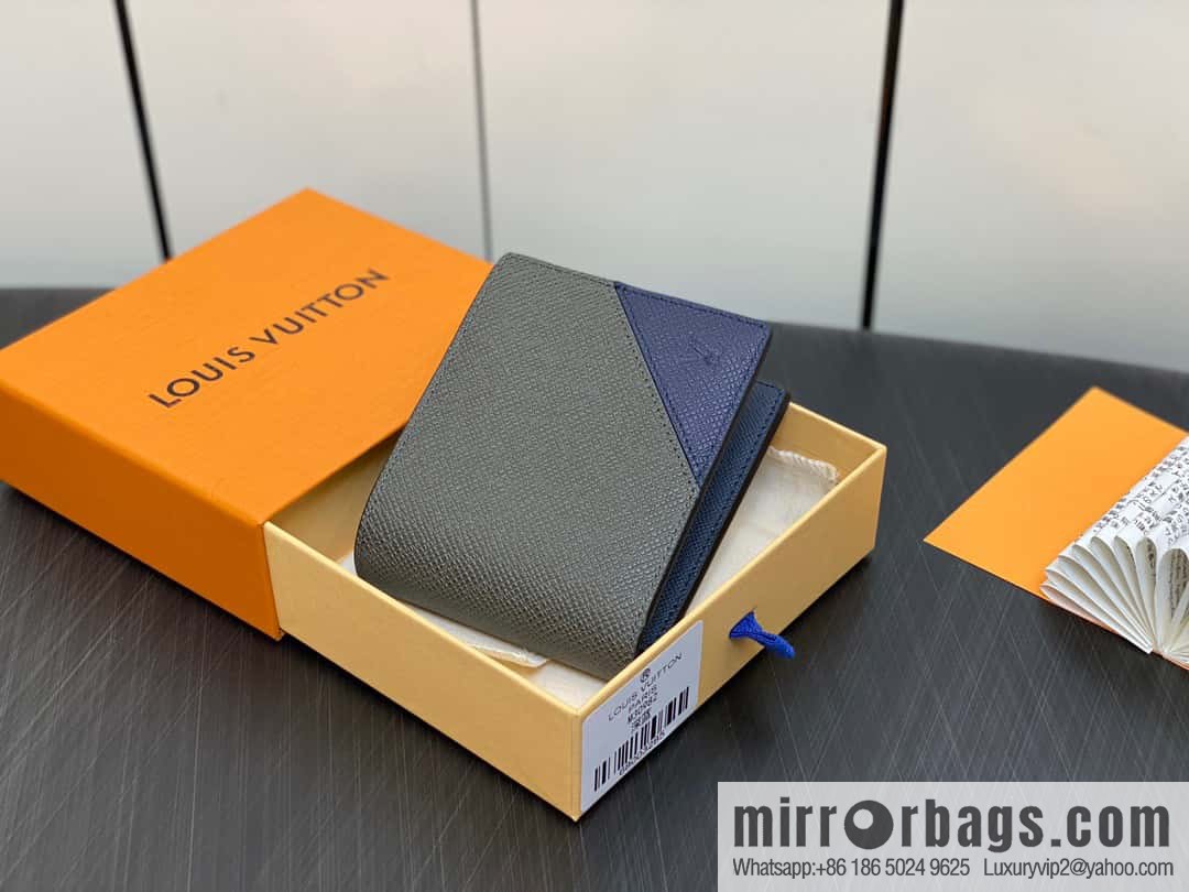 [Original order boutique] M30982 dark blue, full leather suit wallet series MULTIPLE wallet