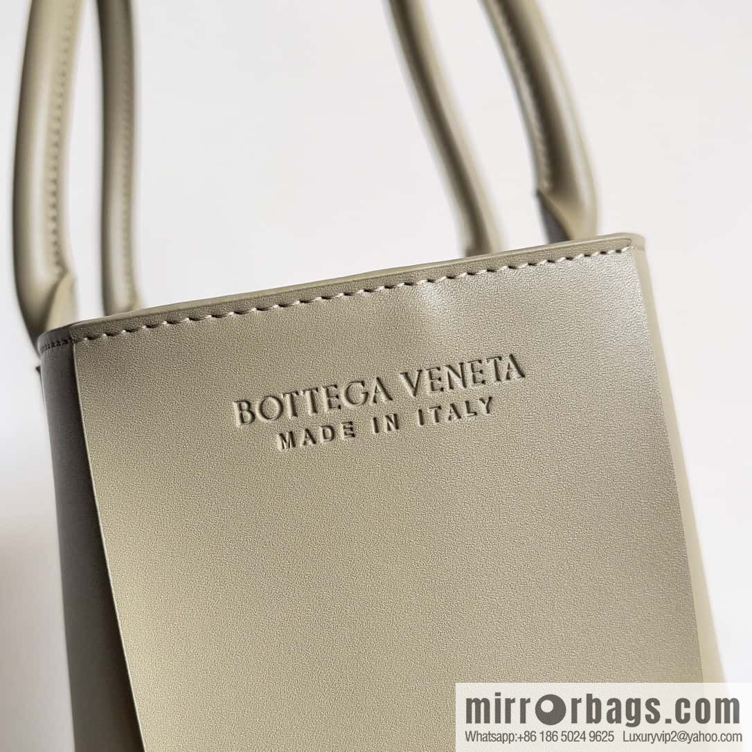 38Cm small four grid B home 2023 early spring new Arco Tote clutch bag model; 729244 Intreccio woven leather (fabric) tote handbag