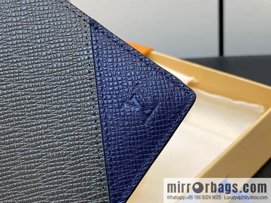 [Original order boutique] M30982 dark blue, full leather suit wallet series MULTIPLE wallet