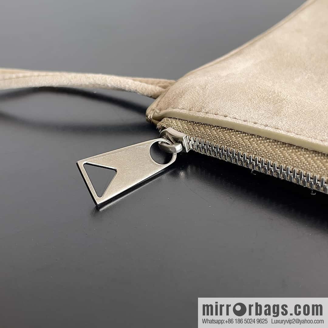 38Cm small four grid B home 2023 early spring new Arco Tote clutch bag model; 729244 Intreccio woven leather (fabric) tote handbag
