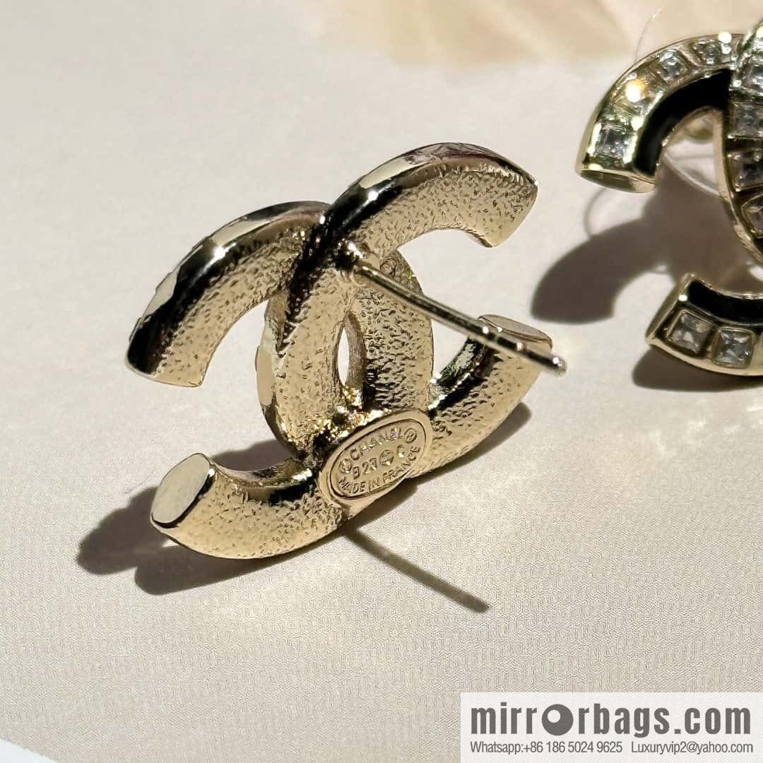 ☀️New ☑️ Chanel C1 double c oil drop square diamond stud earrings ☀️