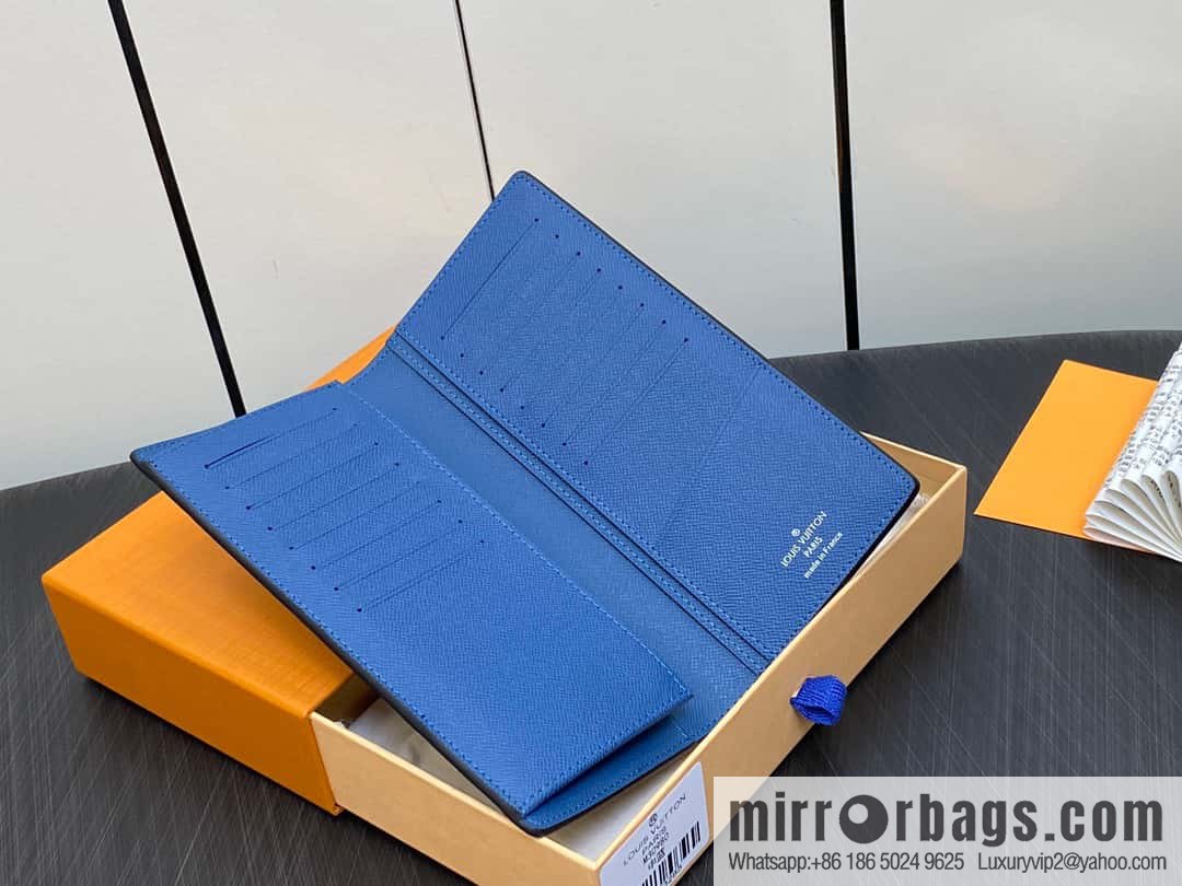 [Original order boutique] M30980 medium blue, full leather suit clip series BRAZZA wallet