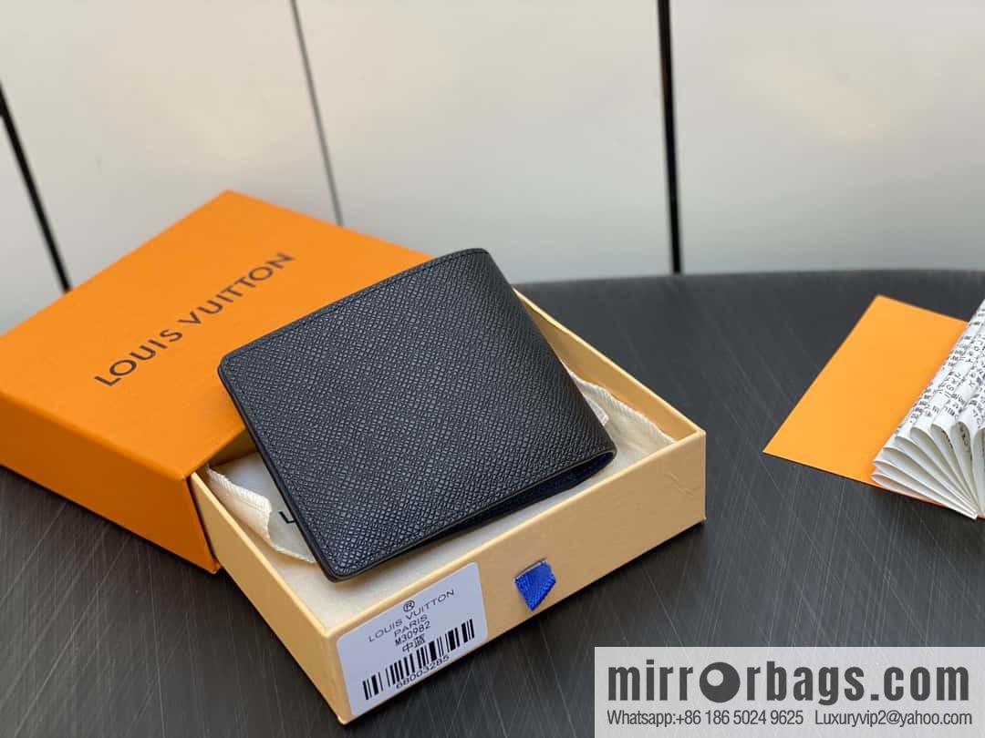 [Original order boutique] M30982 medium blue, full leather suit wallet series MULTIPLE wallet