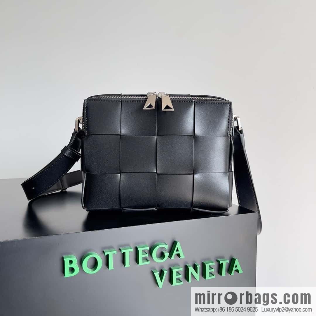 BV Men's Camera Bag BV Men's 2023 SS Pre Spring New Camera, Model Number: 730027 black