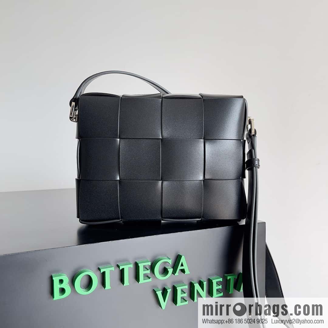 BV Men's Camera Bag BV Men's 2023 SS Pre Spring New Camera, Model Number: 730027 black