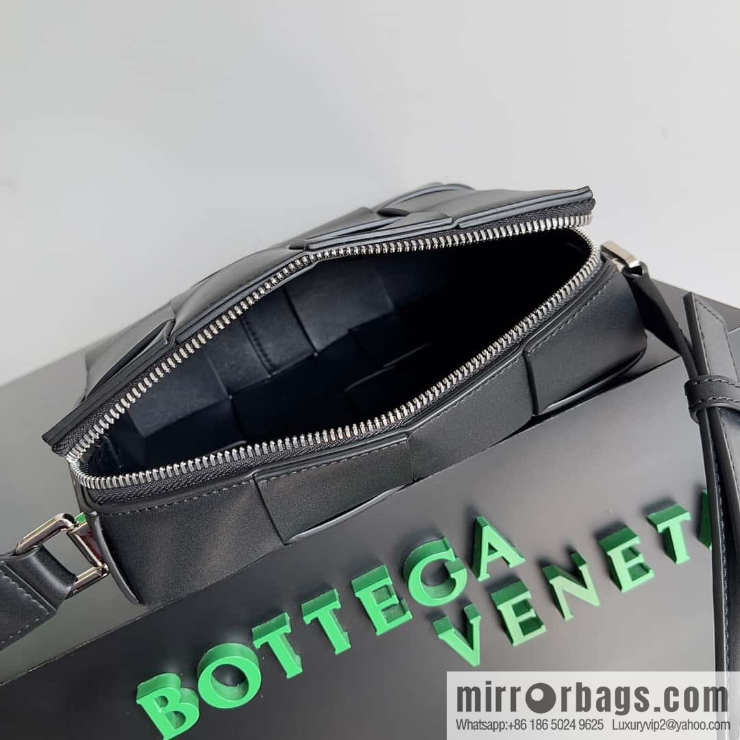 BV Men's Camera Bag BV Men's 2023 SS Pre Spring New Camera, Model Number: 730027 black