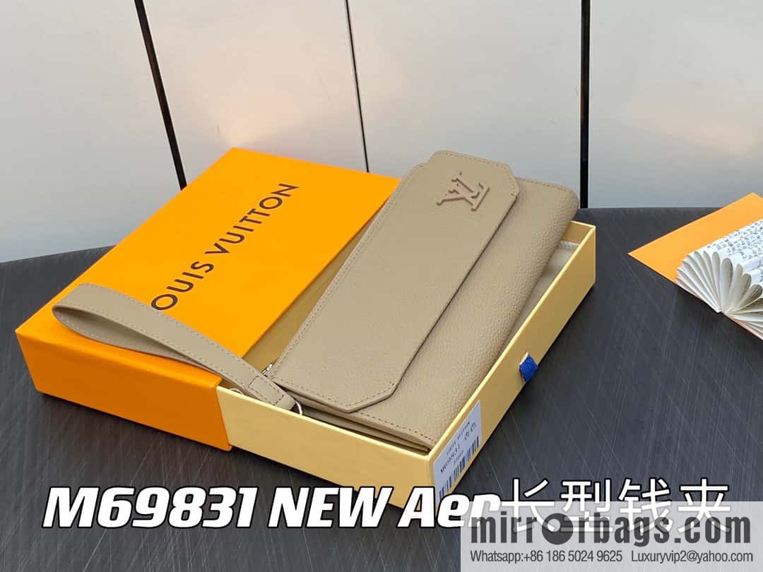 [Original single boutique] M69831 apricot, full leather clutch bag wallet series NEW Aer long wallet