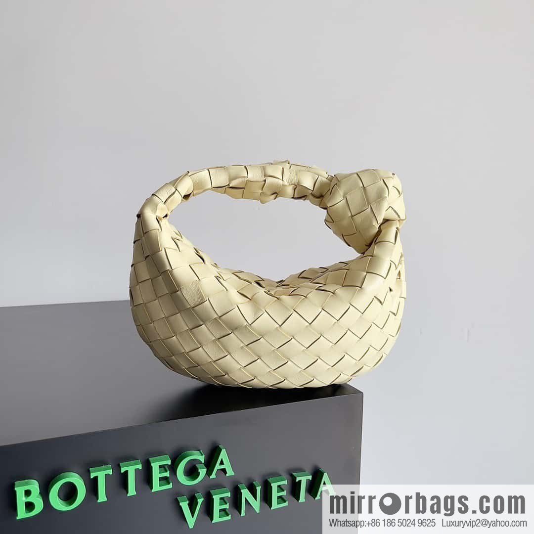 Bv2022 new Mini Jodie braided knotted round hobo bag, model: 651876