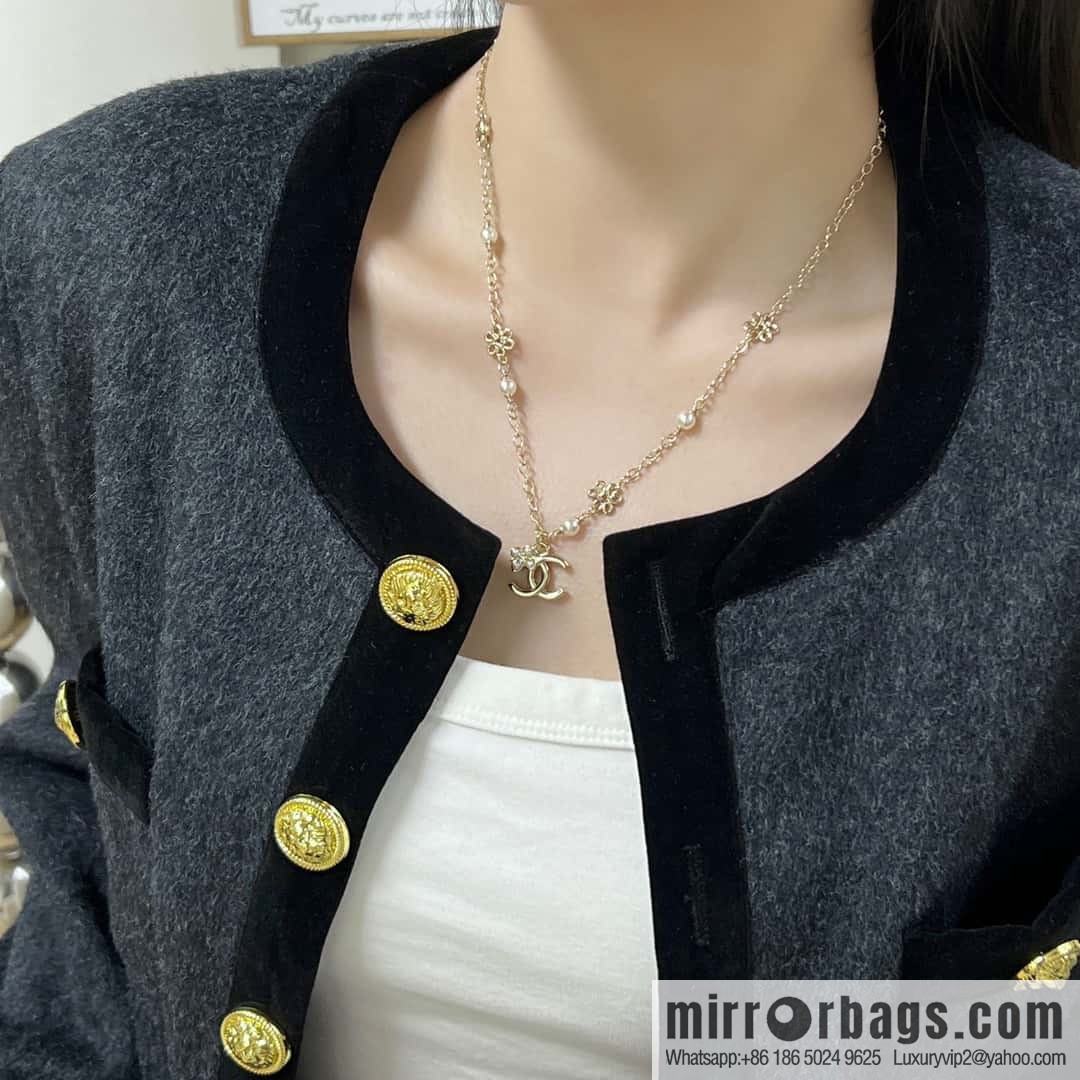 ☀️New ☑️ Chanel Double C Pearl Necklace ☀️