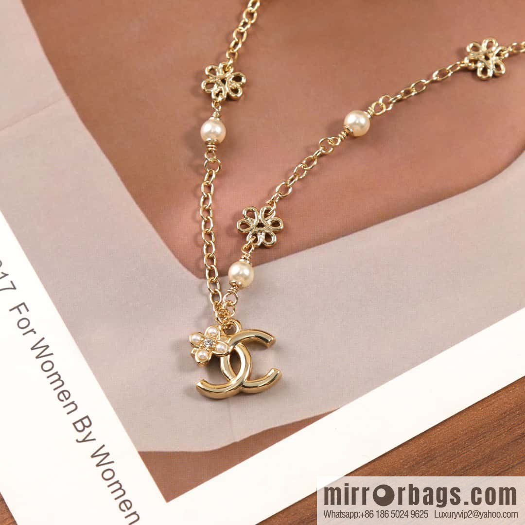 ☀️New ☑️ Chanel Double C Pearl Necklace ☀️