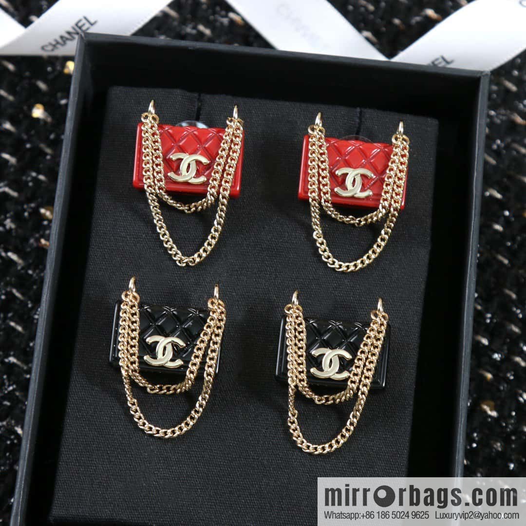 ☀️New ☑️ Chanel C1 double c tassel diamond bag 👜 stud earrings ☀️