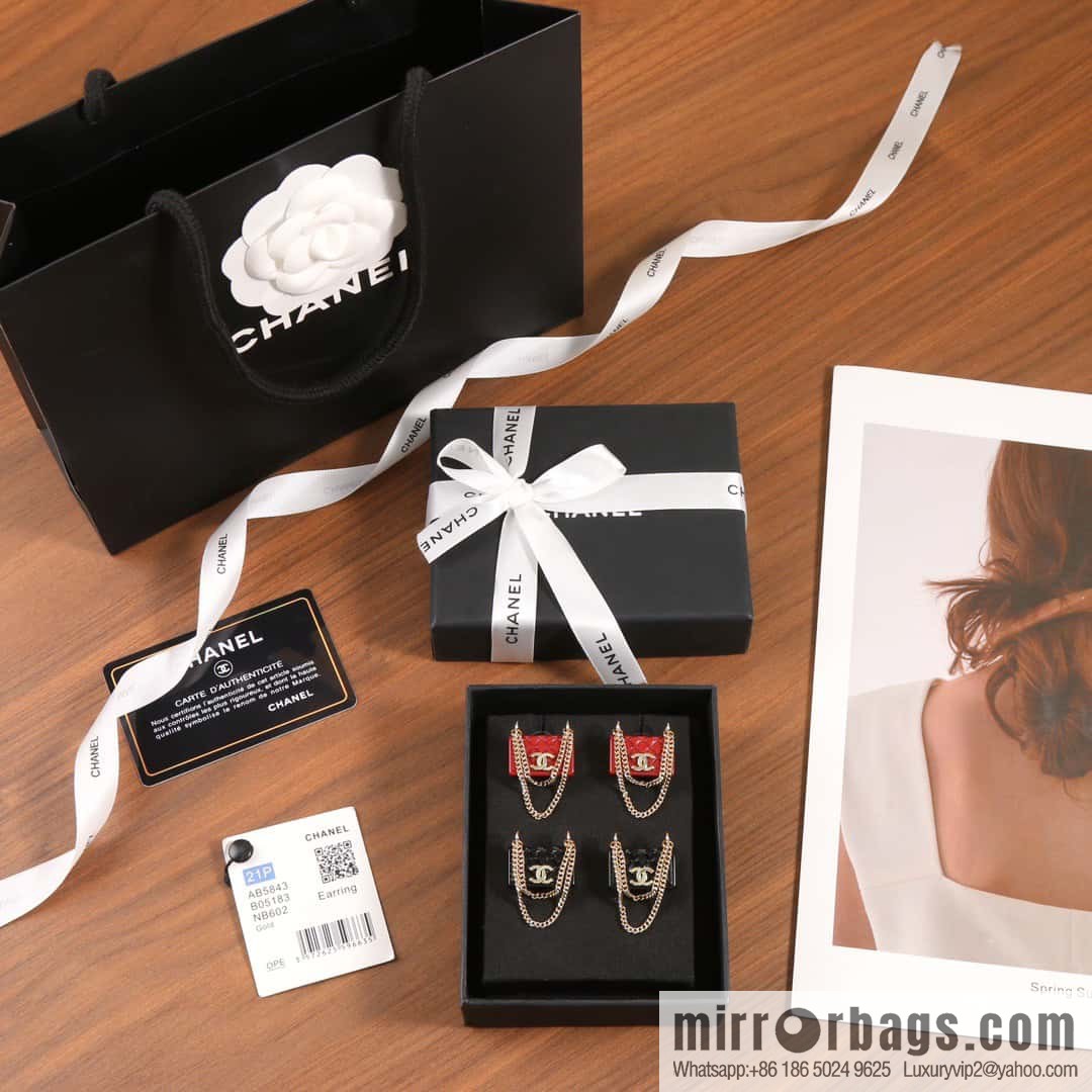 ☀️New ☑️ Chanel C1 double c tassel diamond bag 👜 stud earrings ☀️