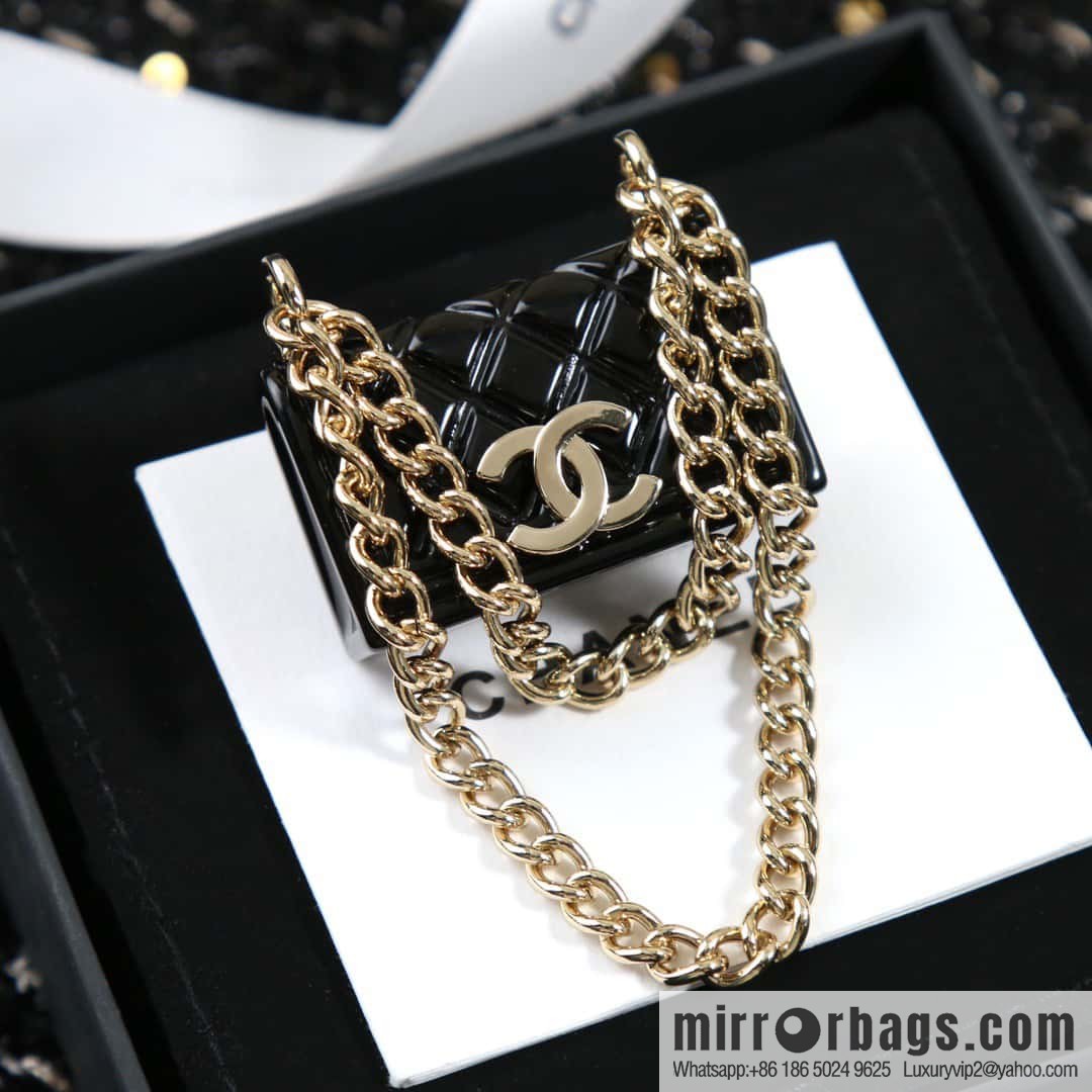 ☀️New ☑️ Chanel double c fringed rhombus bag 👜 brooch ☀️