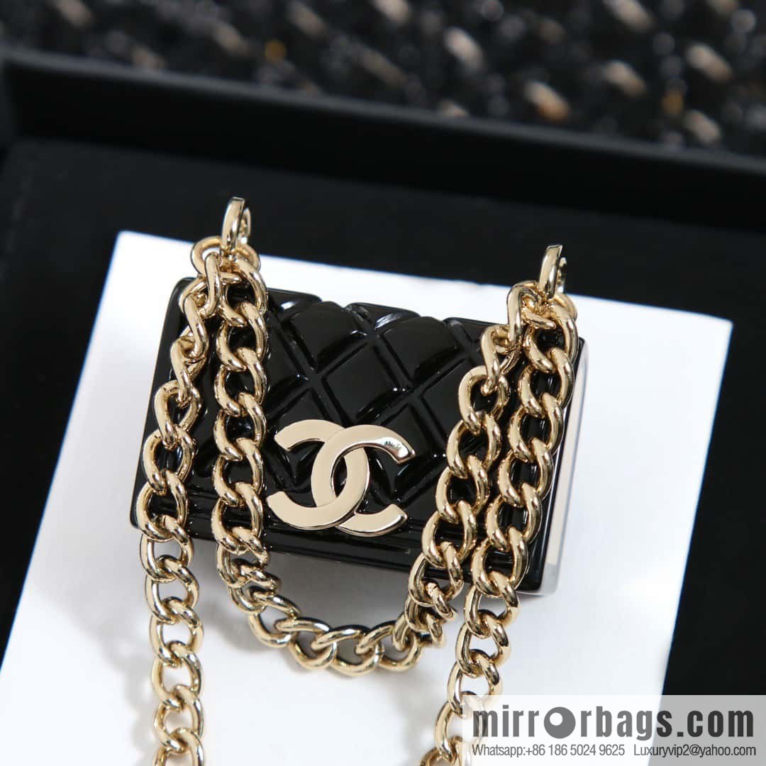 ☀️New ☑️ Chanel double c fringed rhombus bag 👜 brooch ☀️