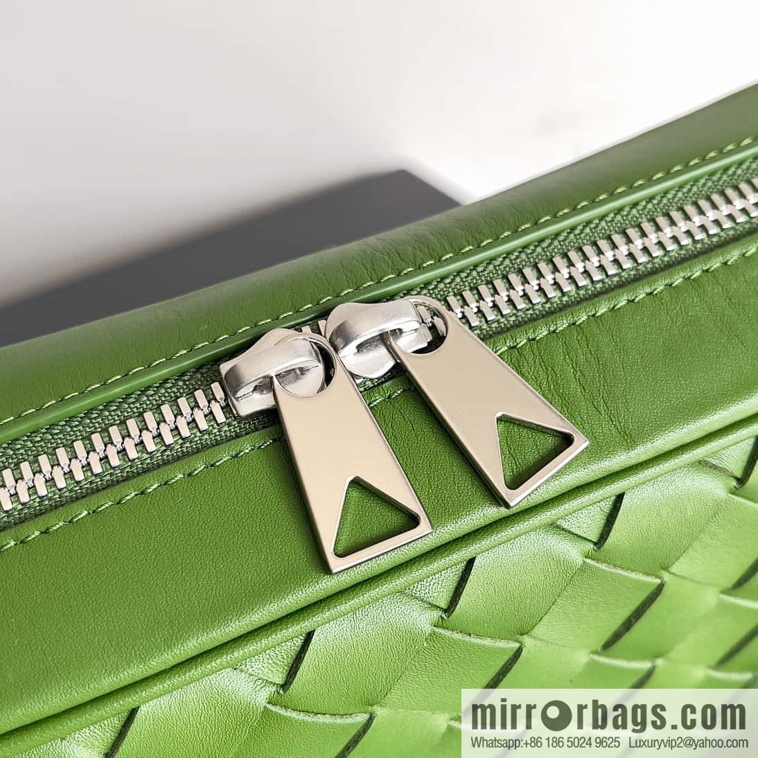 BV lntrecciato woven leather (fabric) crossbody bag model number: 710048