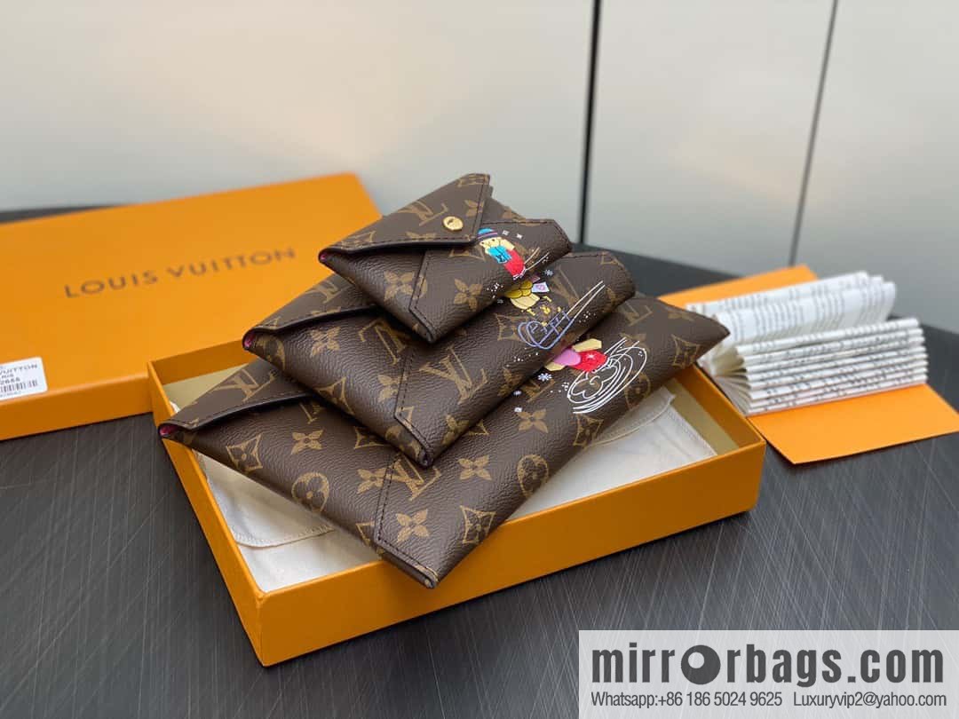 [Original order boutique] 2023 Christmas M82655 Christmas model, silk screen three-piece series Kirigami Pochette clutch bag