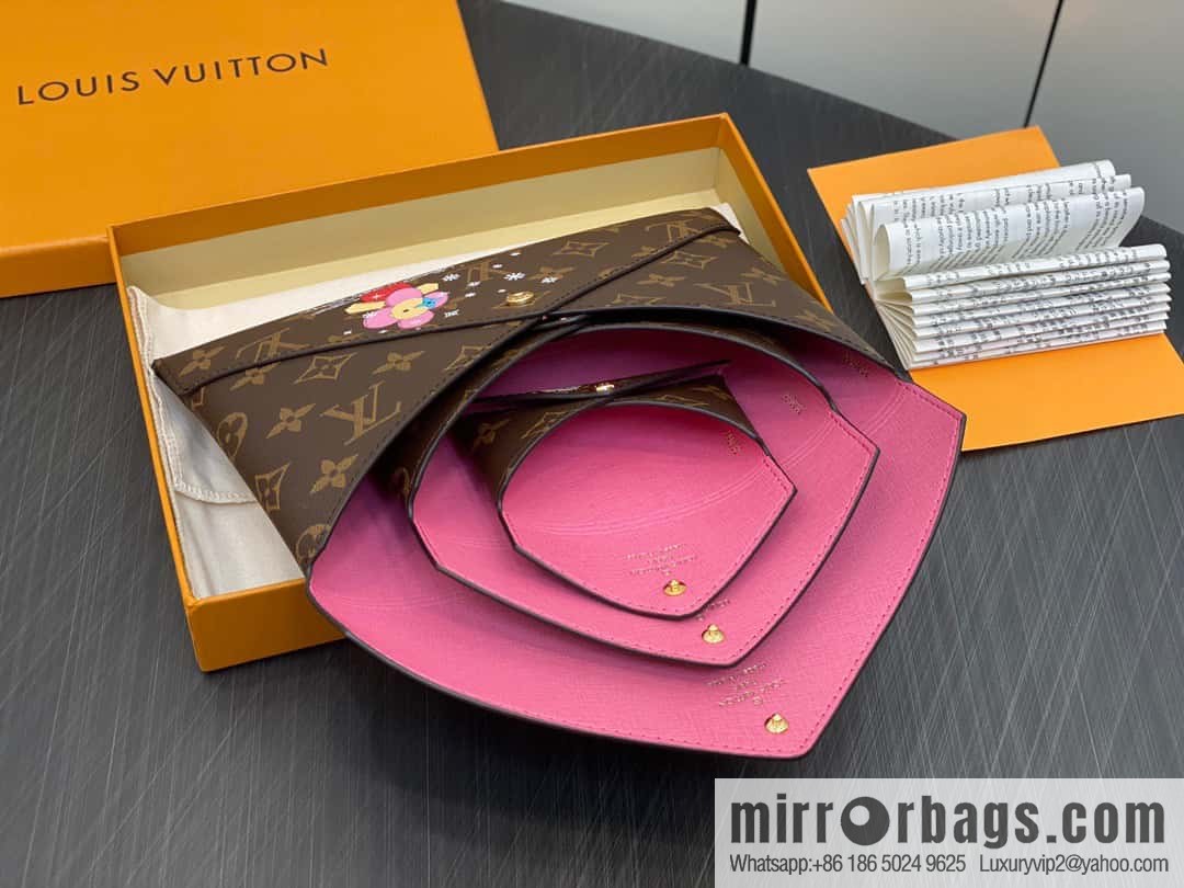[Original order boutique] 2023 Christmas M82655 Christmas model, silk screen three-piece series Kirigami Pochette clutch bag