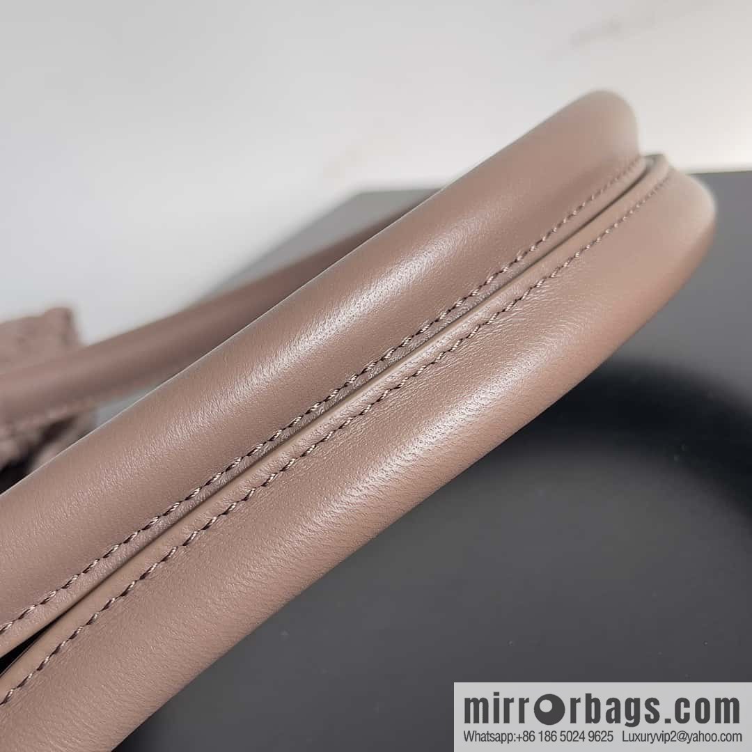 B new Cabat medium shopping bag model number: 608810 khaki