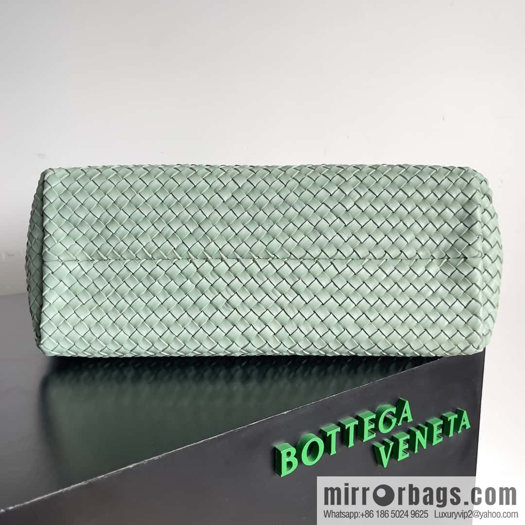 B new Cabat large shopping bag model number: 608811