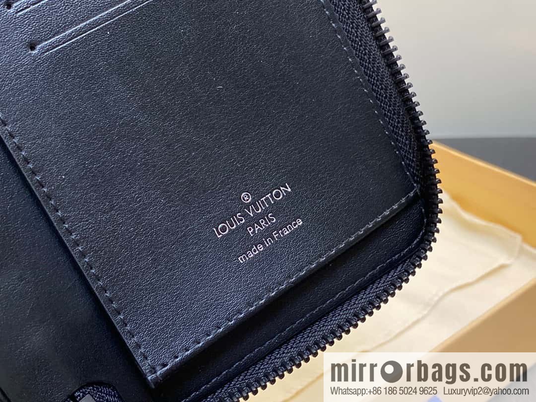 [Original single boutique] M82820 plaid full leather single zipper wallet series, autumn and winter new single pull Brazza wallet