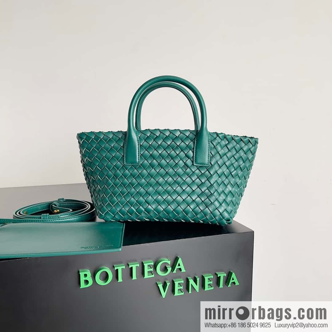 BV Mini Cabat limited edition mini vegetable basket model number: 709464