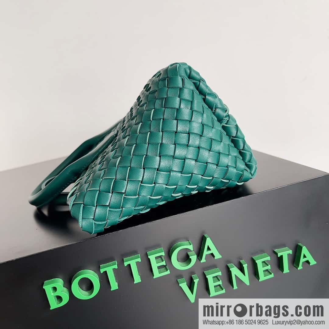BV Mini Cabat limited edition mini vegetable basket model number: 709464