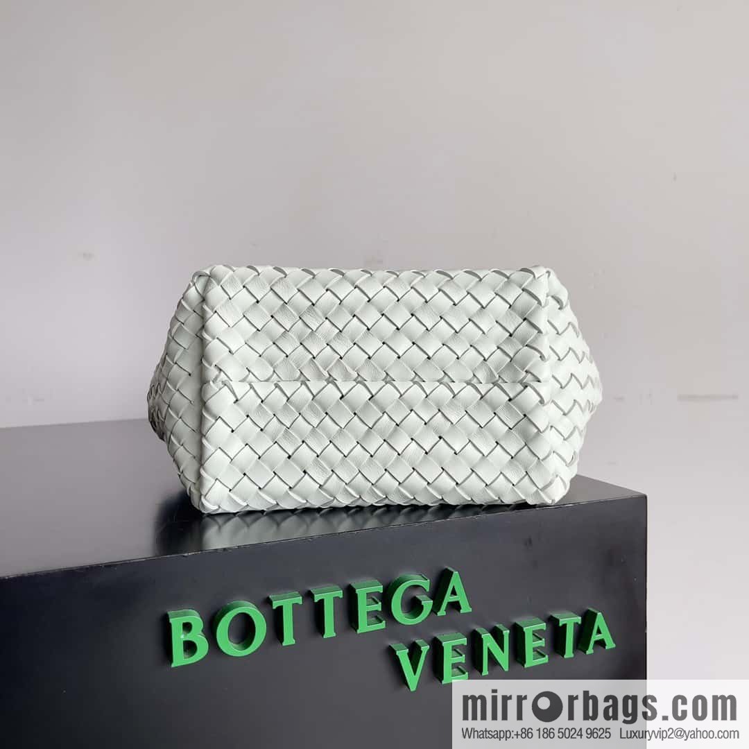 BV Mini Cabat limited edition mini vegetable basket model number: 709464